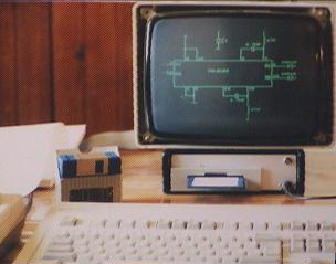 Computadora G7, unidad de disco integrada, subtitulador de videos y software de ingeniería. (1988-1991)