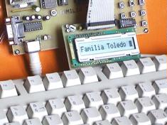 Computadora Fase I con cristal líquido y teclado